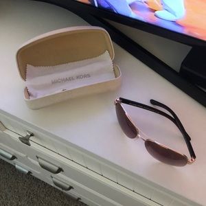 Michale Kors Aviators